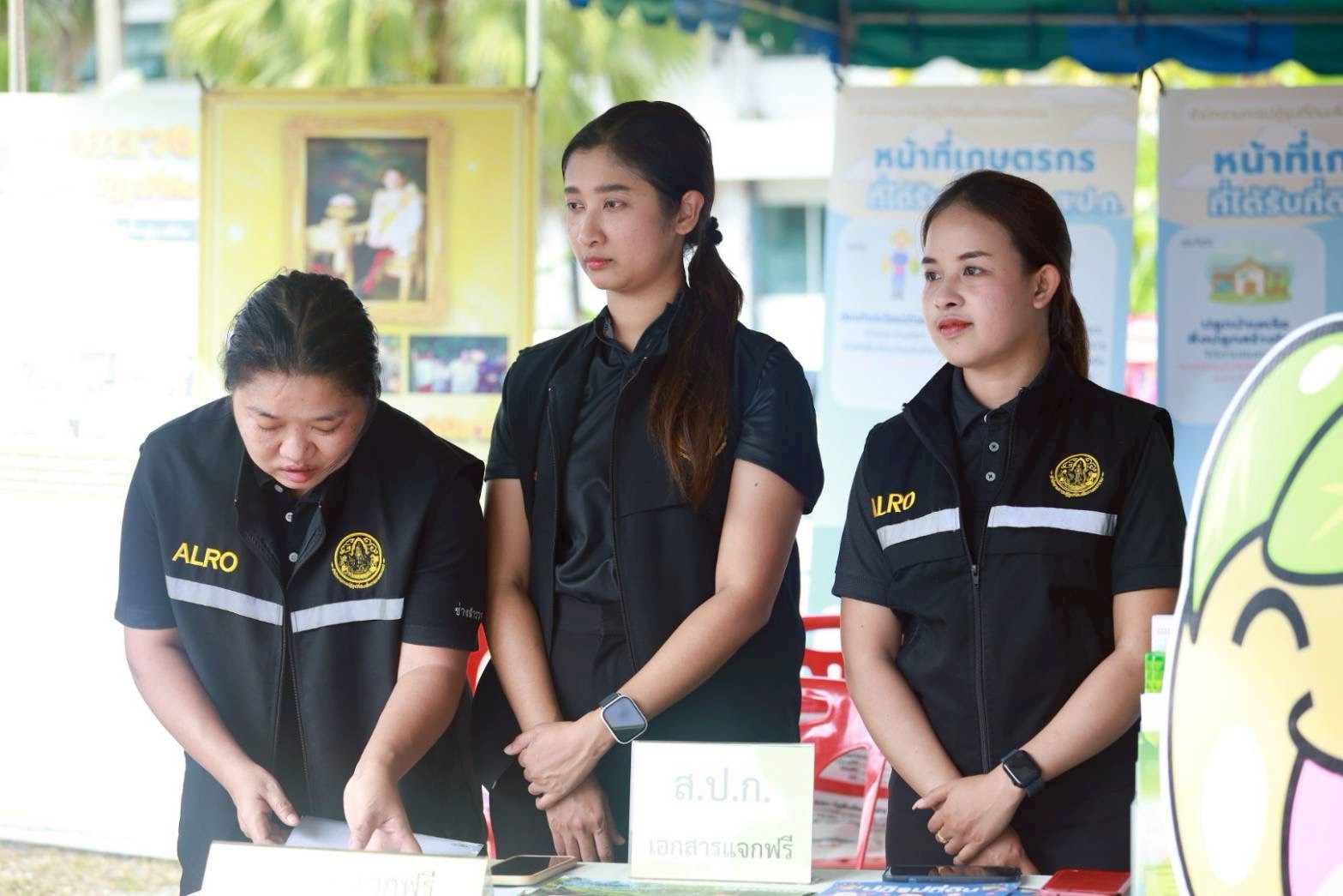 title - ผู้ตรวจราชการกรม ร่วมงานคลินิกเกษตรเคลื่อนที่ ในพระราชานุเคราะห์ สมเด็จพระบรมโอรสาธิราชฯ สยามมงกุฎราชกุมาร ไตรมาสที่ 1 ประจำปีงบประมาณ พ.ศ. 2569 และติดตามรัฐมนตรีช่วยว่าการกระทรวงเกษตรและสหกรณ์ (นายนเรศ ธำรงค์ทิพยคุณ) และรองผู้ว่าราชการจังหวัดสุราษฎร์ธานี (นายบันดาล  สถิรชวาล) ลงพื้นที่ตรวจราชการ ณ จังหวัดสุราษฎร์ธานี